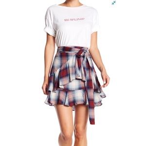 Ruffle mini skirt